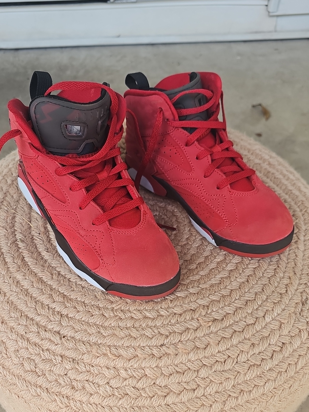 Nike Red Kids High-Top Sneakers